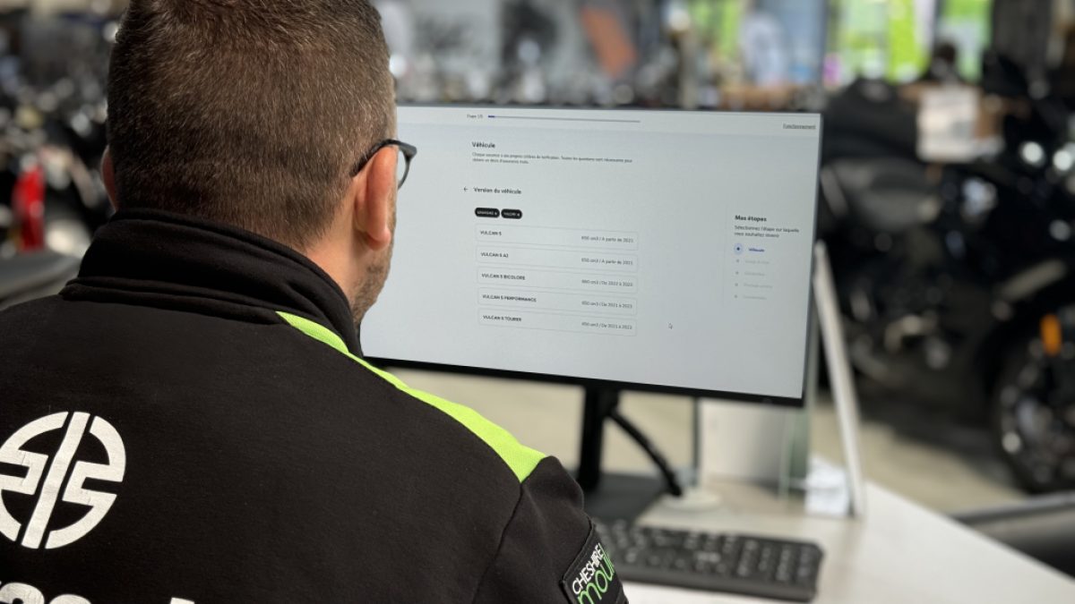 découvrez notre comparateur d'assurances scooter pour trouver la meilleure couverture adaptée à vos besoins. comparez les offres des principaux assureurs en quelques clics et économisez sur votre prime d'assurance tout en bénéficiant d'une protection optimale.