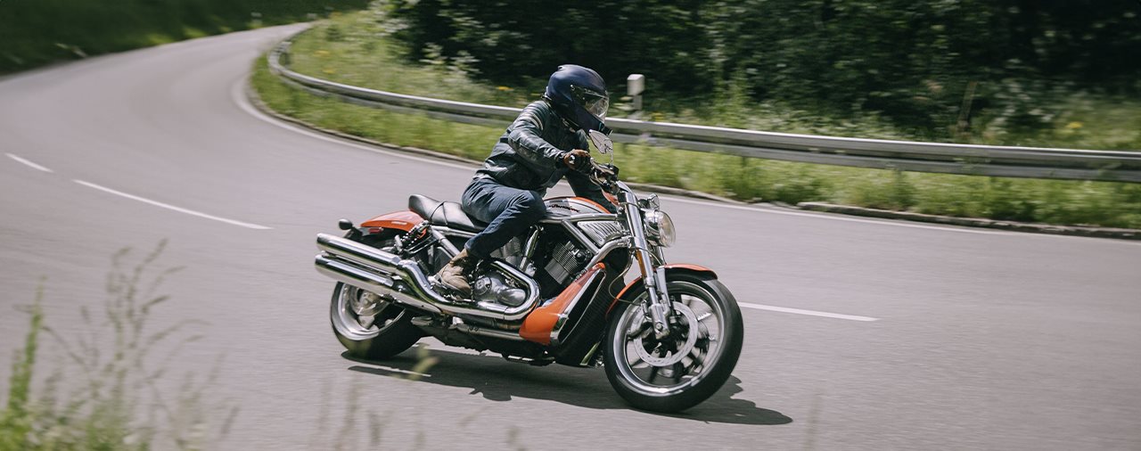 découvrez amf moto : essentielle pour tous les passionnés de deux roues. profitez de conseils, d'astuces et d'actualités sur l'univers de la moto, pour rouler en toute sécurité et avec style.
