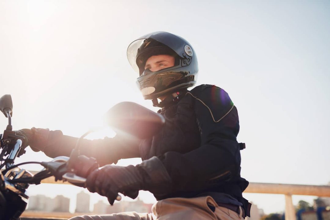 découvrez notre assurance moto spécialement conçue pour les jeunes conducteurs. profitez de tarifs compétitifs, d'une couverture adaptée à vos besoins et de conseils d'experts pour rouler en toute sérénité.